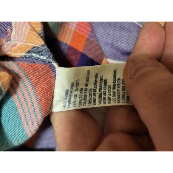 American Eagle Outfitters plaid button-down - Picture 9 of 9